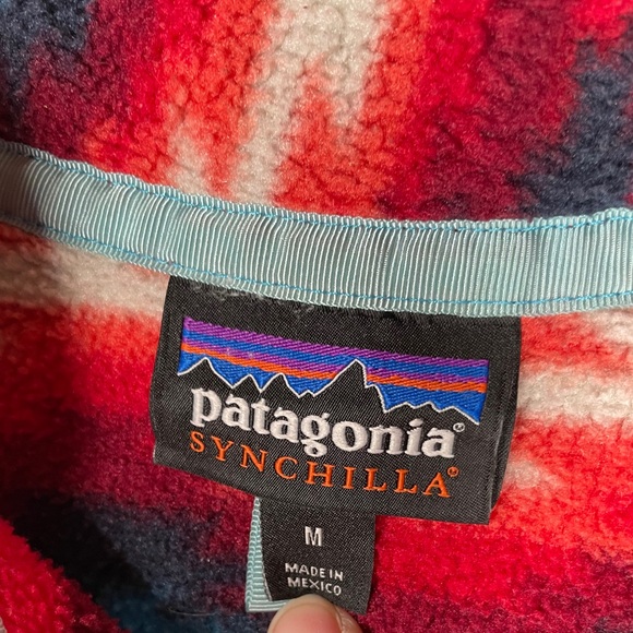 Patagonia Synchilla Red White Wild Desert Size Medium Snap-T Fleece Pullover - Picture 5 of 8